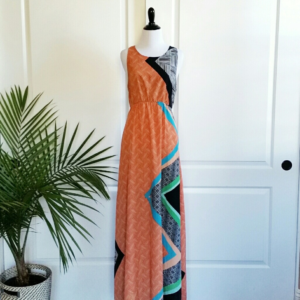 Sleeveless Orange Geometric Maxi Dress